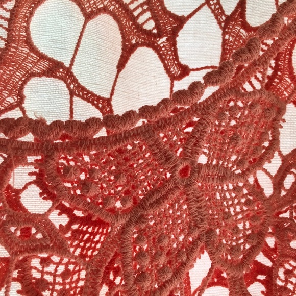 Sundance Coral lace tunic for spring summer or fall - Picture 4 of 5